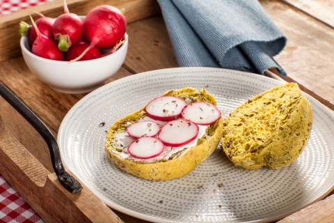 Bezglutenowa bułka "ZIOŁOWA" Lady Baker, z mąki jaglanej i bio tapioki z ziołami